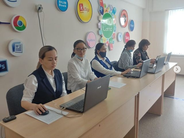 "Қашықтықтан оқыту жағдайындағы тиімді платформалар мен әдіс-тәсілдер арқылы білім сапасын арттыру" тақырыбында вебинар өткізілді.