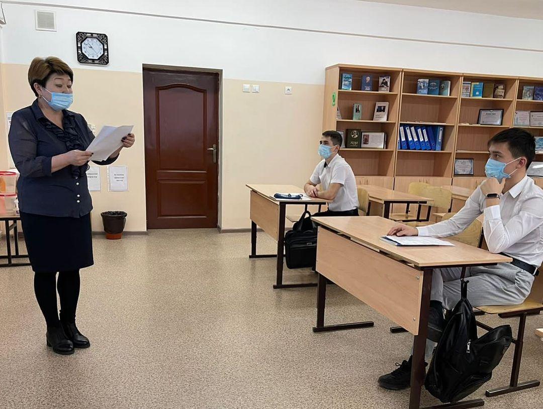 Мой Независимый Казахстан! ” тақырыбында Менесбаева Ш.А тәрбие сағатын өткізді.