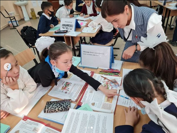 "Ежелгі сауда орталығы ретіндегі Үндістанның ролі қаншалықты маңызды болды?" тақырыбында Жексенбаева К.Т. үлгілі сабақ өткізді.