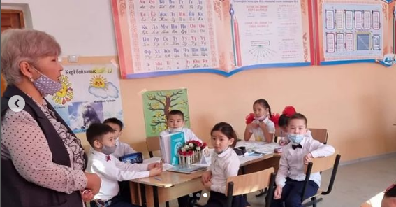 "Менің кәсіби өсуімдегі тәлімгер көмегі" тақырыбындағы жас мұғалімдер мен тәлімгерлердің біріккен жұмыстары онкүндігі