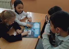 "Источник знаний в книге".