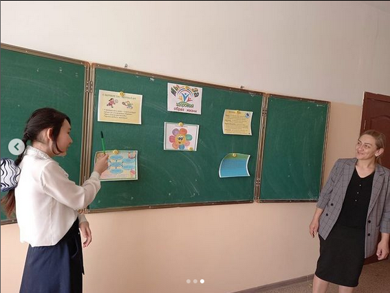 7 апреля - в честь Жсемирного дня здоровья с учащимися 7 “В” класса проведён воспитательный час «За здоровый образ жизни”.